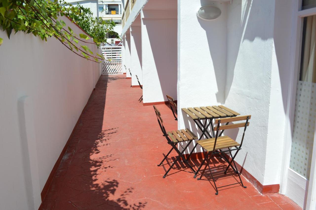 Jacaranda Apartments & Studios Es Cana Esterno foto