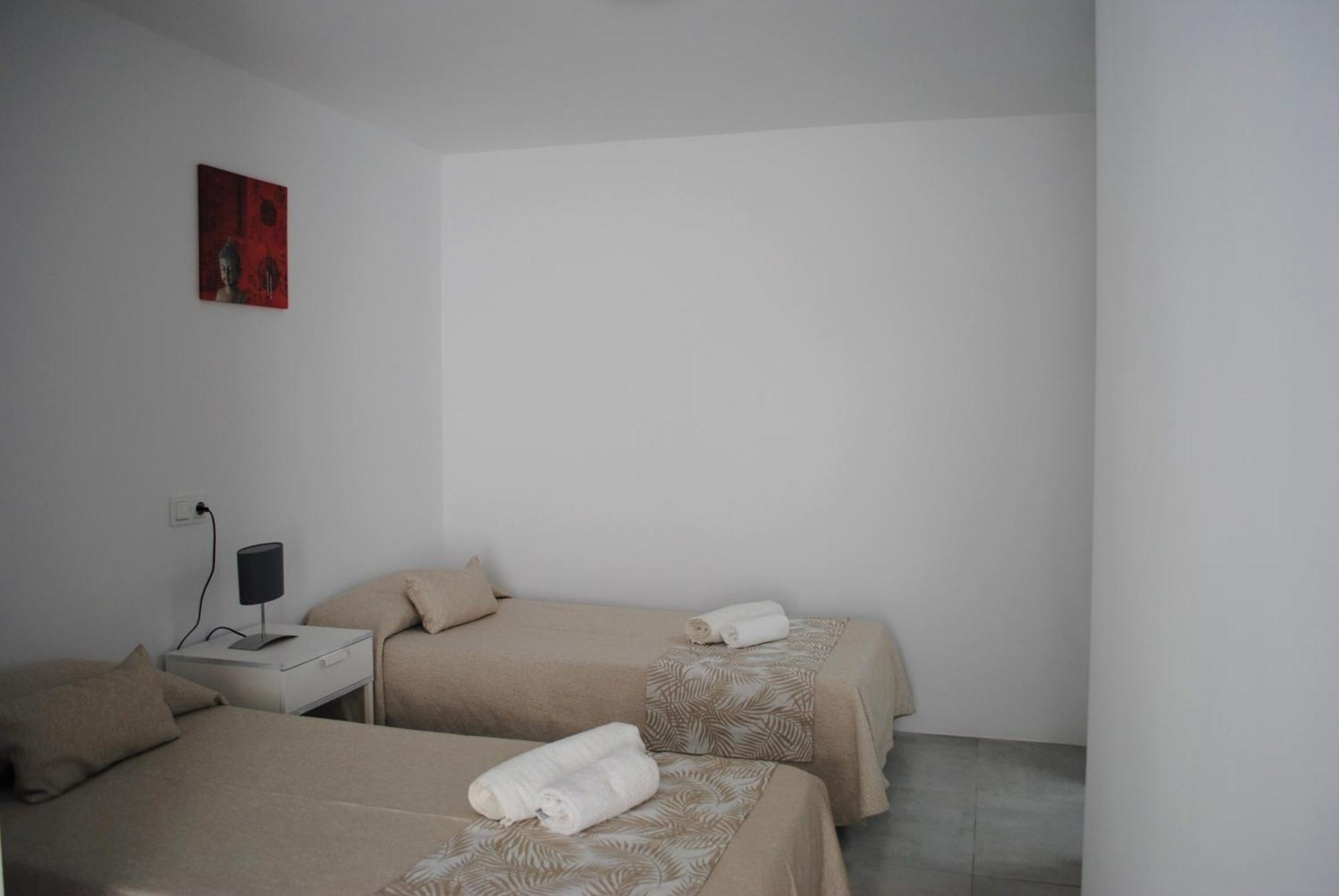 Jacaranda Apartments & Studios Es Cana Esterno foto