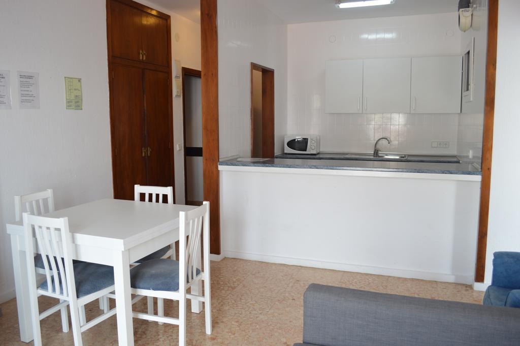 Jacaranda Apartments & Studios Es Cana Esterno foto